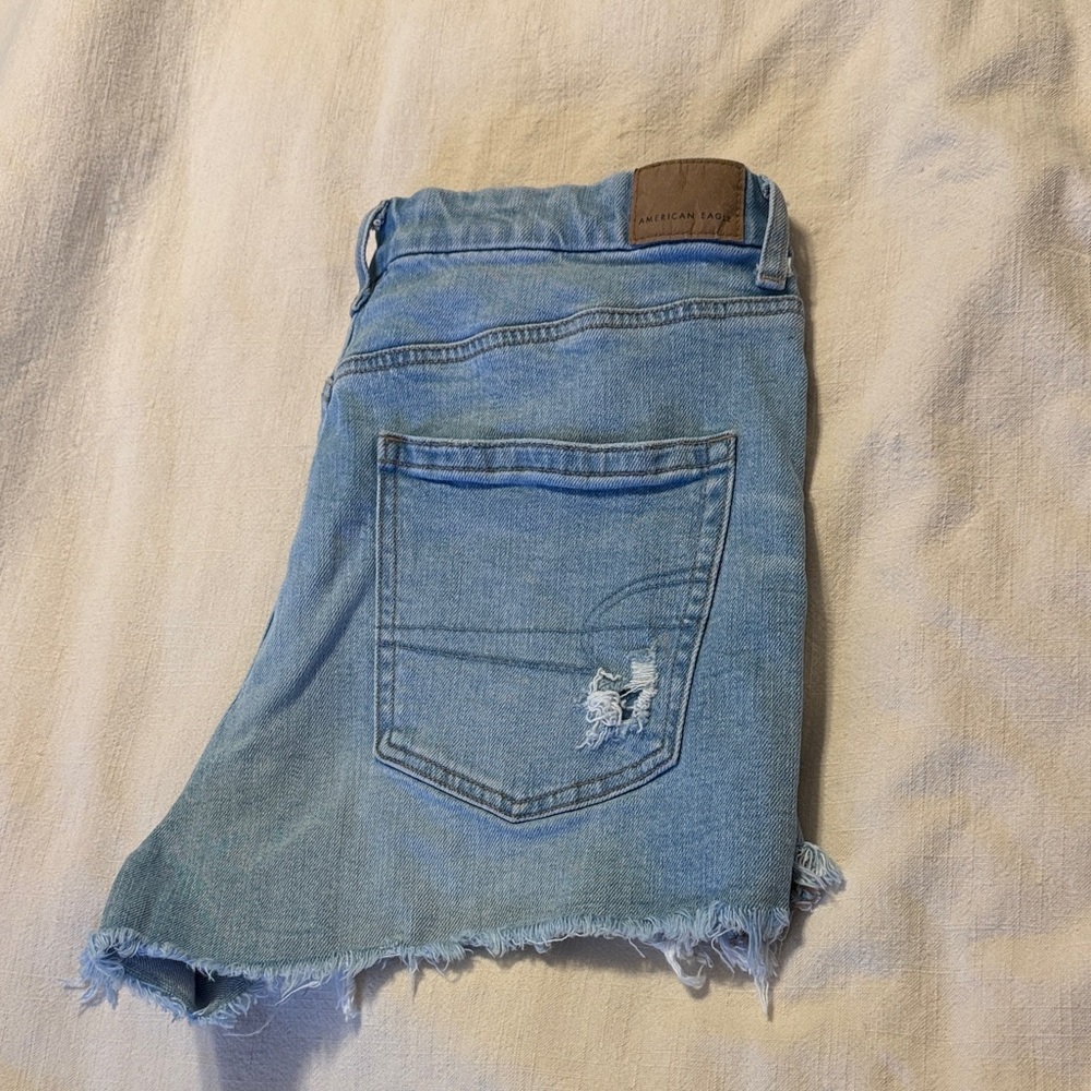 American Eagle Strigid Light Blue Distressed Denim Shorts